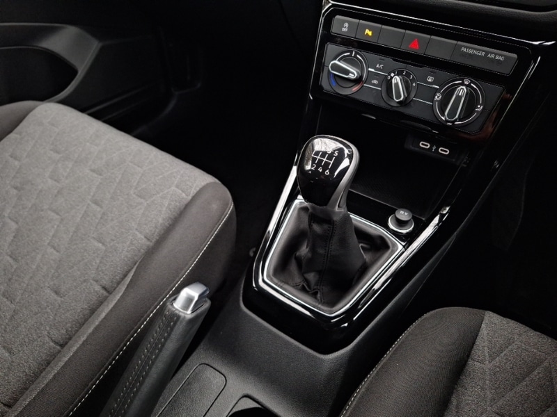 Used Volkswagen T-Cross 2024 for sale - 77325096: Photo 14