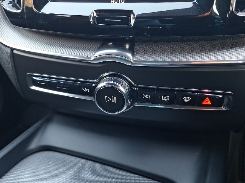 Used Volvo XC60 2017 for sale - 77644201: Photo 15