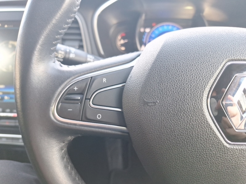 Used Renault Megane 2017 for sale - 76506929: Photo 18