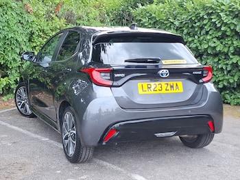 Used Toyota Yaris 2023 for sale - 79505551: Photo