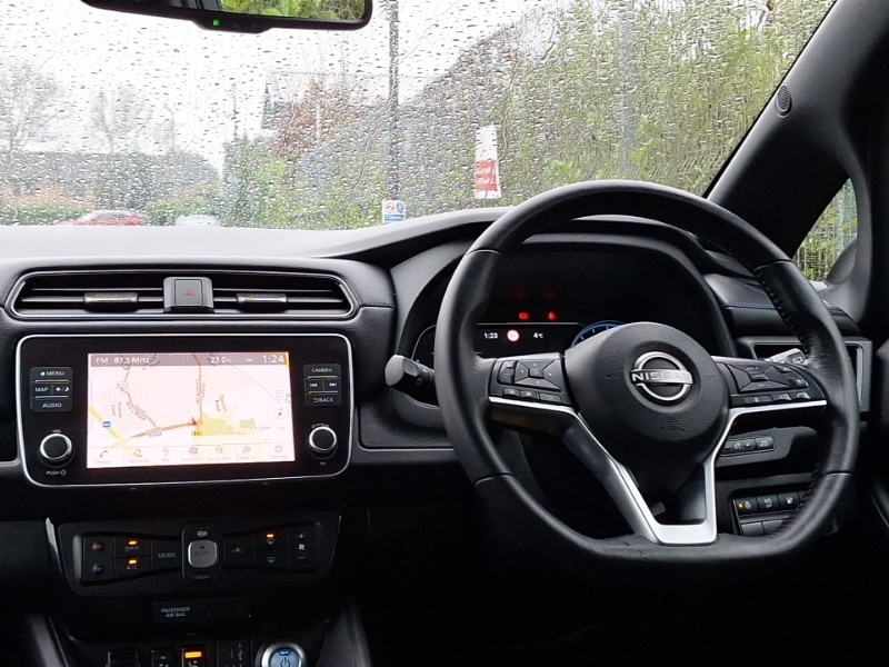 Used Nissan Leaf 2022 for sale - 77418664: Photo 2