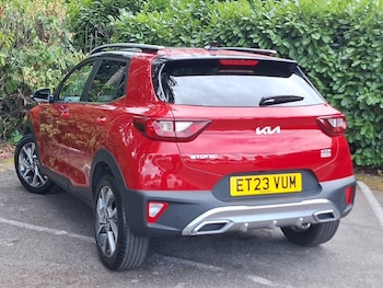 Used Kia Stonic 2023 for sale - 79586464: Photo