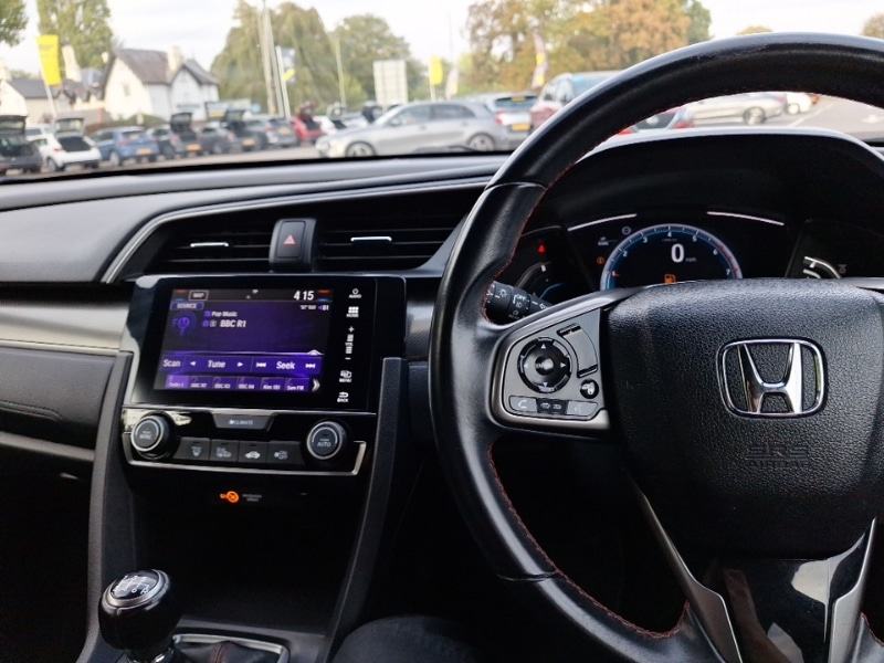 Used Honda Civic 2019 for sale - 76851691: Photo 18