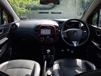Used Renault Captur 2017 for sale - 79195419: Photo