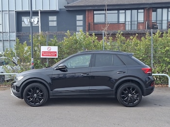 Used Volkswagen T-Roc 2022 for sale - 78283289: Photo