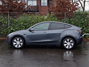 Used Tesla Model Y 2022 for sale - 76983385: Photo