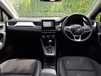 Used Renault Captur 2023 for sale - 78795479: Photo