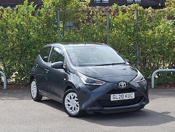 2020 - 1.0 VVT-i X-Play TSS 5dr x-shift