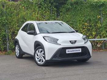 2023 - 1.0 VVT-i Pure 5dr Auto