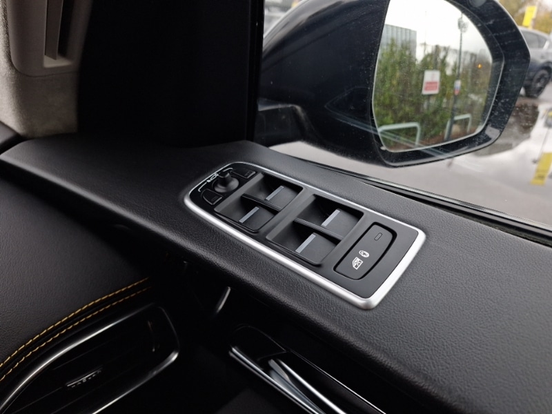 Used Jaguar F-Pace 2019 for sale - 76493117: Photo 17