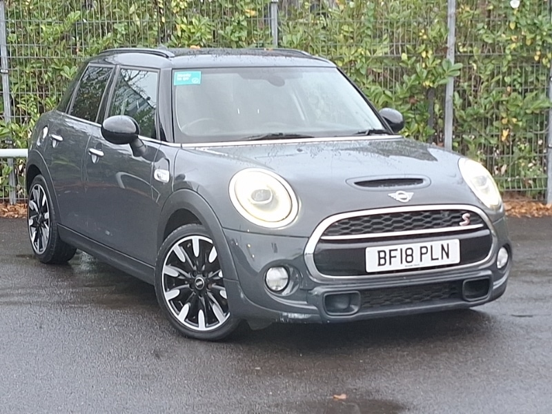 Used MINI Hatch 2018 for sale - 76511558: Photo 1