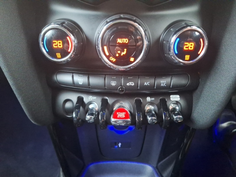 Used MINI Hatch 2018 for sale - 76511558: Photo 13