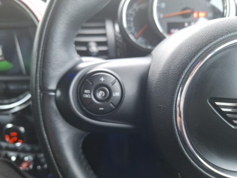 Used MINI Hatch 2018 for sale - 76511558: Photo 18