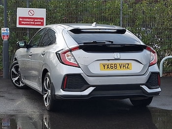 Used Honda Civic 2018 for sale - 77956860: Photo