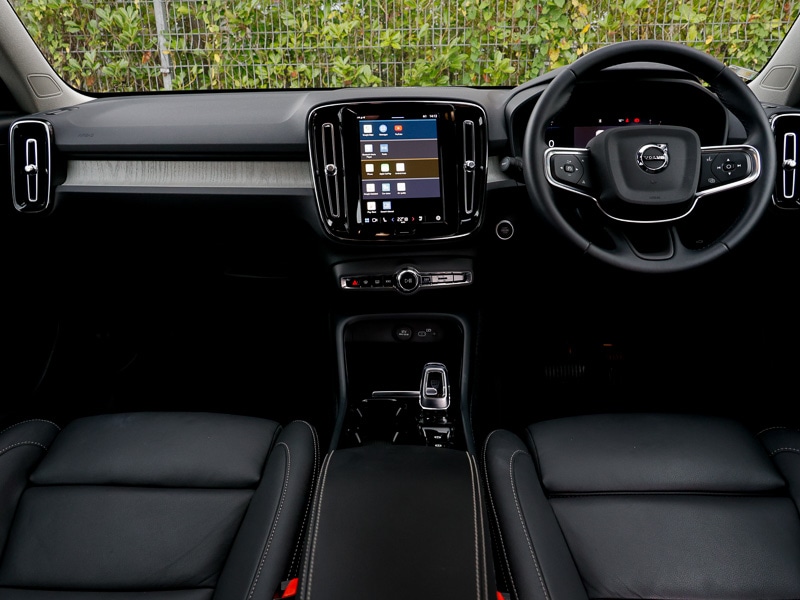 Used Volvo XC40 2024 for sale - 77160171: Photo 2