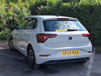 Used Volkswagen Polo 2024 for sale - 79425298: Photo