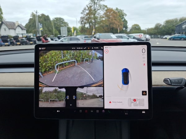 Used Tesla Model Y 2022 for sale - 76195737: Photo 11