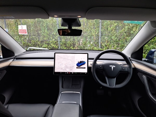 Used Tesla Model Y 2022 for sale - 76195737: Photo 2
