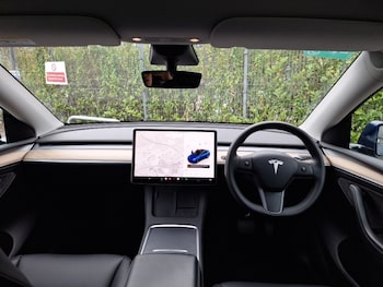 Used Tesla Model Y 2022 for sale - 76195737: Photo 2