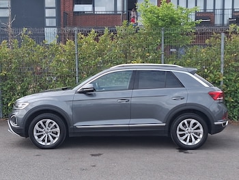 Used Volkswagen T-Roc 2023 for sale - 78283298: Photo