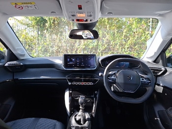 Used Peugeot 208 2024 for sale - 75883133: Photo