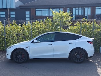 Used Tesla Model Y 2023 for sale - 79718338: Photo