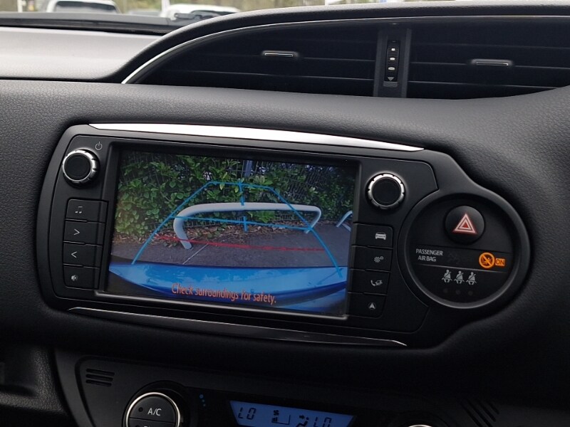 Used Toyota Yaris 2015 for sale - 78183899: Photo 11