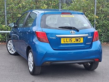 Used Toyota Yaris 2015 for sale - 78183899: Photo