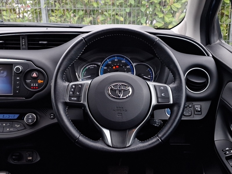 Used Toyota Yaris 2015 for sale - 78183899: Photo 7