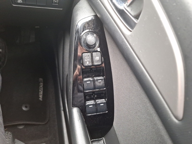 Used Mazda Mazda3 2018 for sale - 76515234: Photo 17