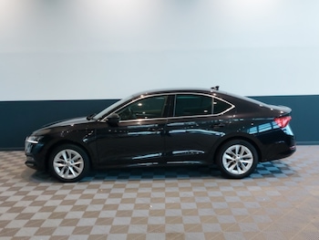 Used Skoda Octavia 2023 for sale - 77102769: Photo