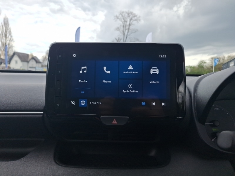 Used Toyota Yaris 2024 for sale - 78079509: Photo 10