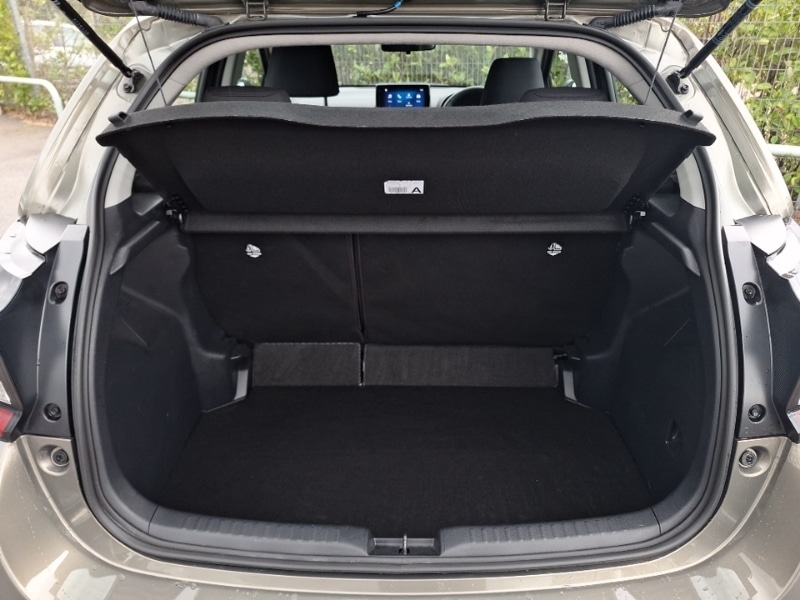 Used Toyota Yaris 2024 for sale - 78079509: Photo 8