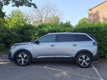 Used Peugeot 5008 2023 for sale - 78928259: Photo