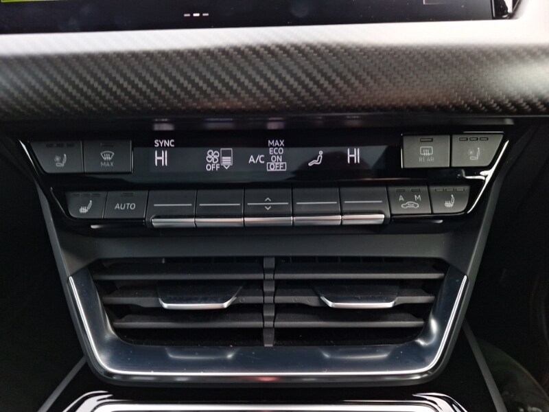 Used Audi RS e-tron GT 2021 for sale - 76343385: Photo 14