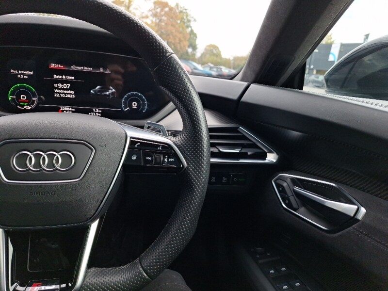 Used Audi RS e-tron GT 2021 for sale - 76343385: Photo 19