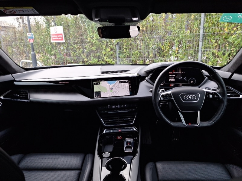 Used Audi RS e-tron GT 2021 for sale - 76343385: Photo 2