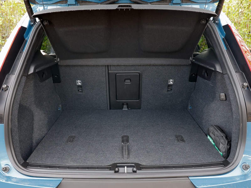 Used Volvo XC40 2024 for sale - 77414280: Photo 8