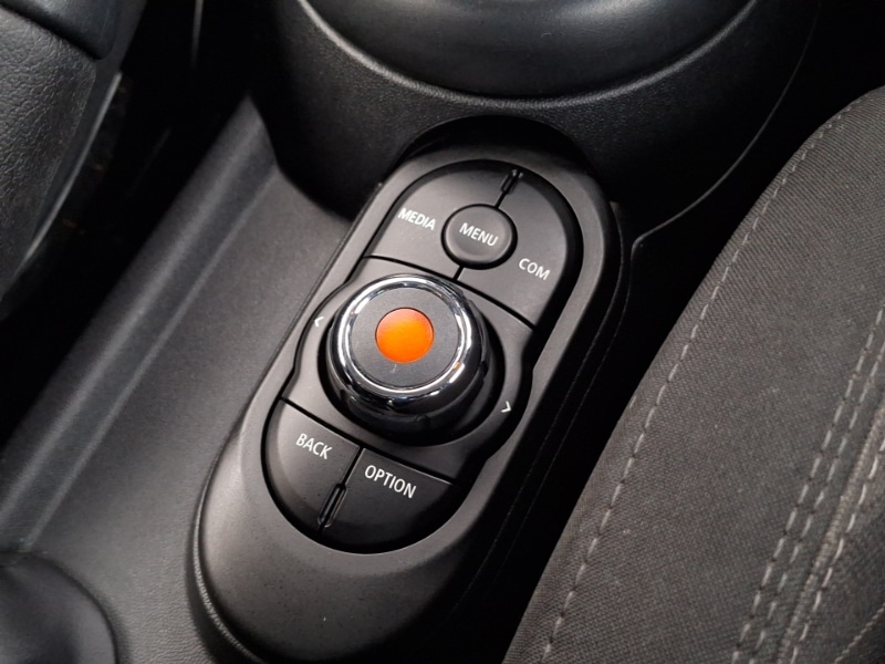 Used MINI Hatch 2019 for sale - 77928111: Photo 16