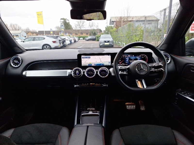 Used Mercedes-Benz GLB 2025 for sale - 77682320: Photo 2