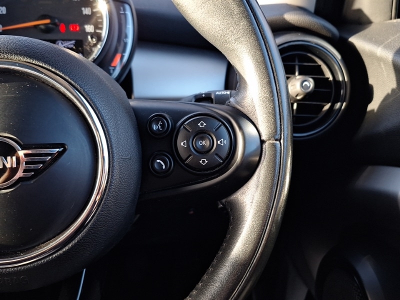 Used MINI Hatch 2018 for sale - 76937872: Photo 19