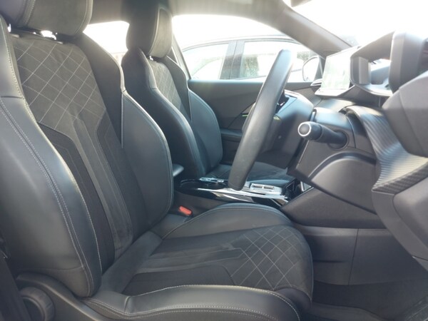 Used Peugeot 2008 2022 for sale - 76195763: Photo 19