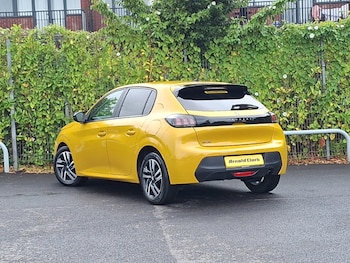 Used Peugeot 208 2023 for sale - 75184715: Photo