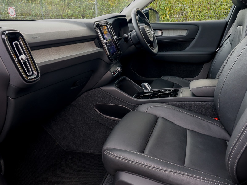 Used Volvo XC40 2024 for sale - 77265436: Photo 5