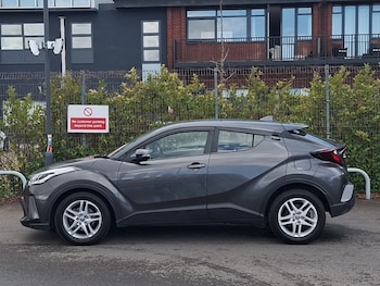 Used Toyota C-HR 2020 for sale - 78225280: Photo