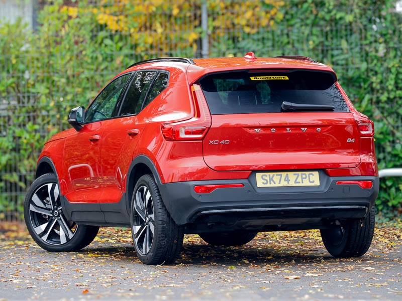 Used Volvo XC40 2024 for sale - 76602532: Photo 3