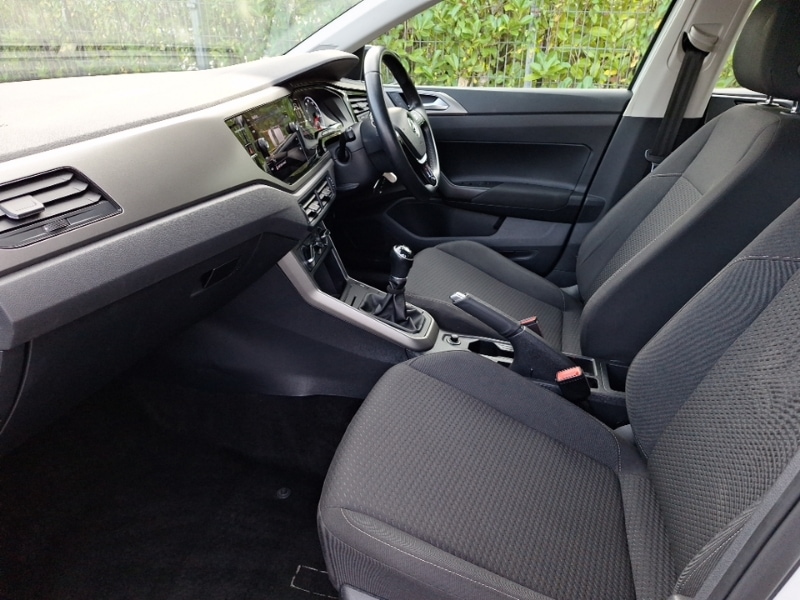 Used Volkswagen Polo 2018 for sale - 76358833: Photo 5