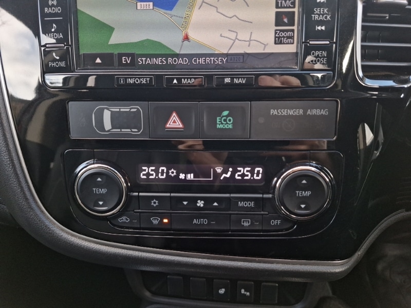 Used Mitsubishi Outlander 2017 for sale - 77999391: Photo 14