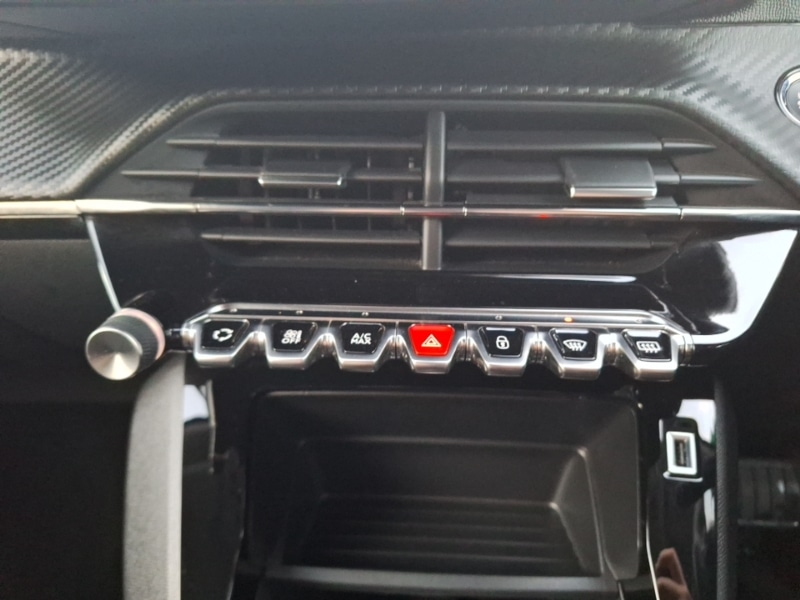 Used Peugeot 2008 2020 for sale - 76537279: Photo 14