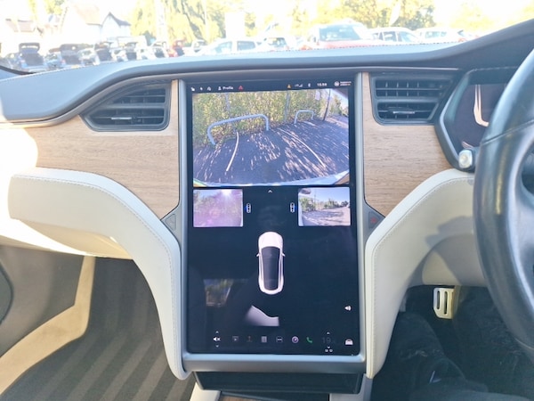 Used Tesla Model S 2019 for sale - 76174499: Photo 11